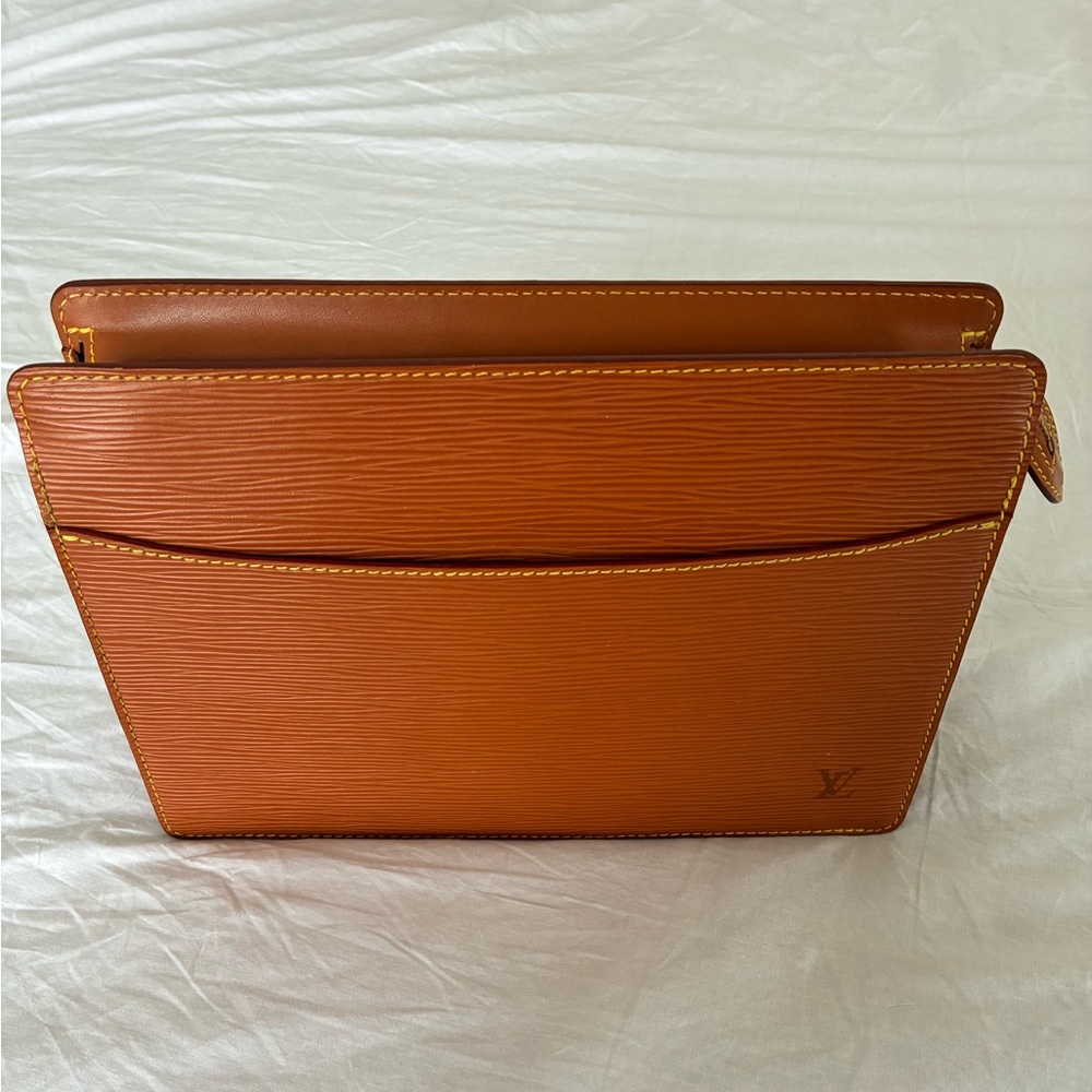 Authentic Louis Vuitton Epi Clutch ~ Vintage Saddle Color With Yellow Stitching